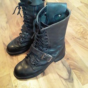 LIKE NEW LEATHER BIKER/COMBAT BOOTS SIZE 7 1/2 MEDIUM